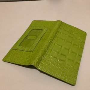 Genuine leather croco style checkbook cover lime green